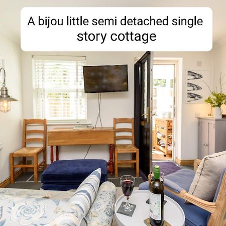 Bijou Coastal Apartment In Polperro With Hot Tub Onsite Parking Downhill Walk To Village Dış mekan fotoğraf