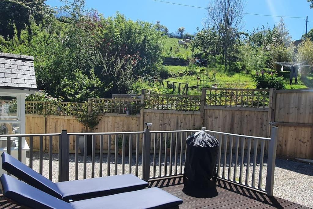 Bijou Coastal Apartment In Polperro With Hot Tub Onsite Parking Downhill Walk To Village Dış mekan fotoğraf