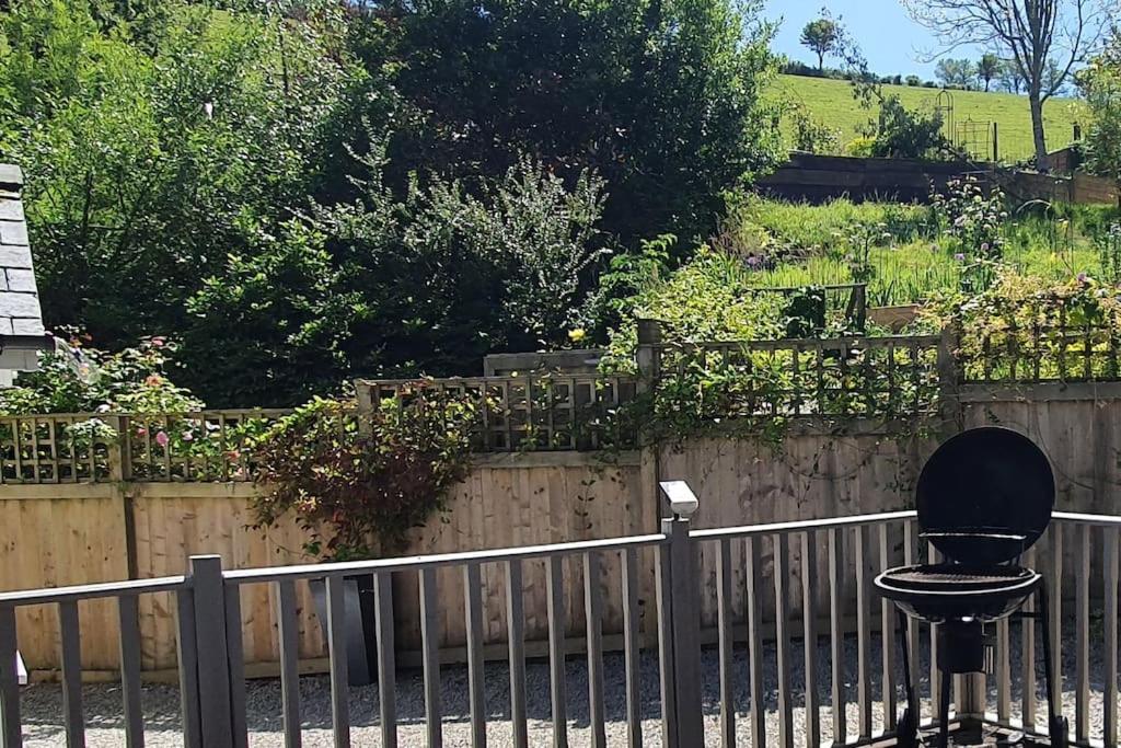 Bijou Coastal Apartment In Polperro With Hot Tub Onsite Parking Downhill Walk To Village Dış mekan fotoğraf