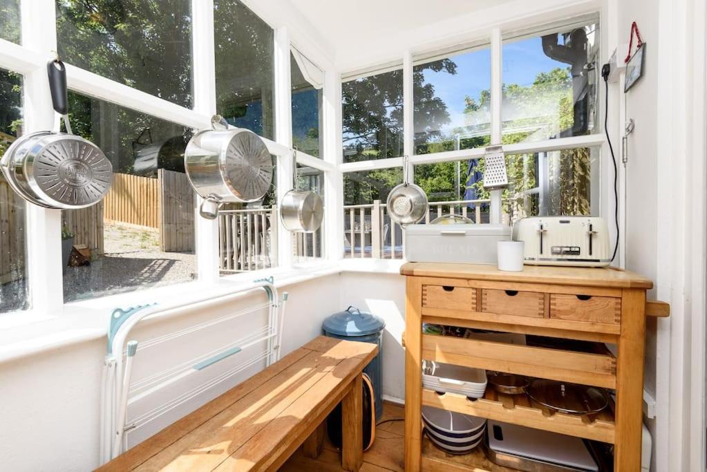 Bijou Coastal Apartment In Polperro With Hot Tub Onsite Parking Downhill Walk To Village Dış mekan fotoğraf
