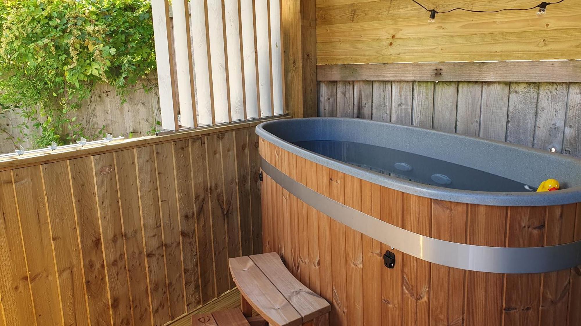 Bijou Coastal Apartment In Polperro With Hot Tub Onsite Parking Downhill Walk To Village Dış mekan fotoğraf